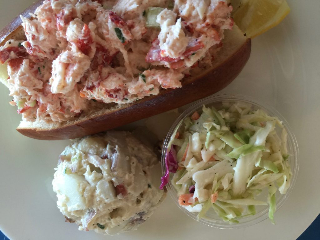 grossmans-lobster-roll-montauk