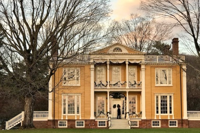 Boscobel Twilight Tours: Silent Night Along the Hudson